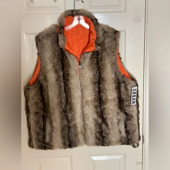 Urban Outfitters reversible Faux Rabbit Fur Vest unisex XL Brown Y2K - Picture 11 of 11